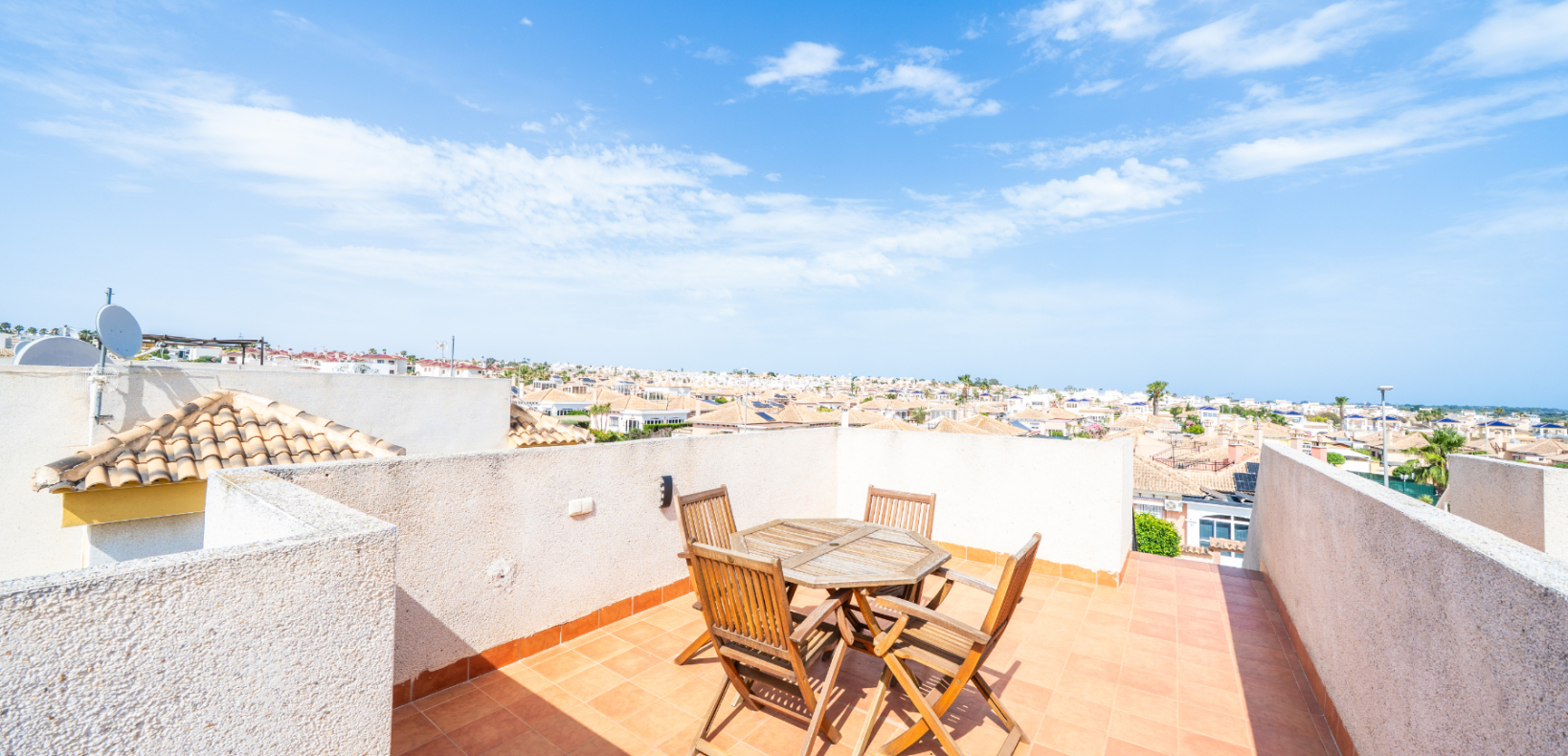 Revente -  Semi individuelle - Urb. La Marina