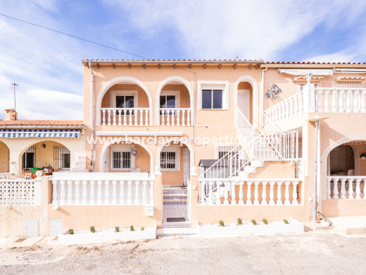 Rijhuis · Wederverkoop · Urb. La Marina · Urb. La Marina