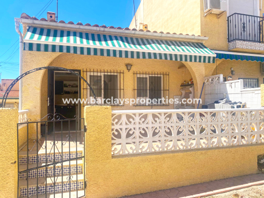 Rijhuis · Wederverkoop · Urb. La Marina · Urb. La Marina