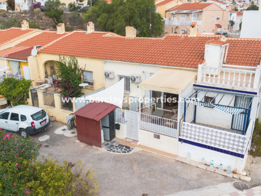 Rijhuis · Wederverkoop · Urb. La Marina · Urb. La Marina