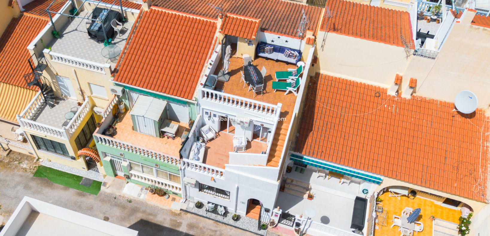 Rijtjeshuis te koop in Alicante