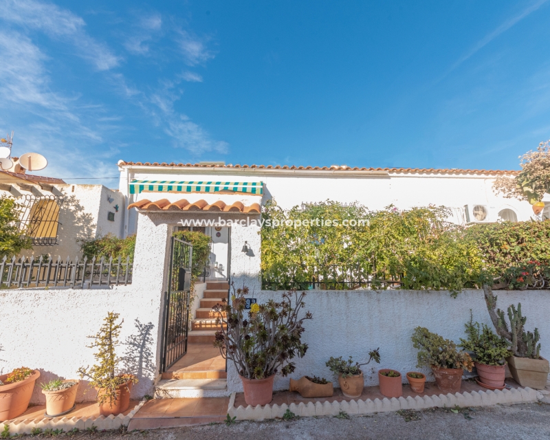 Rijtjeshuis te koop in La Marina