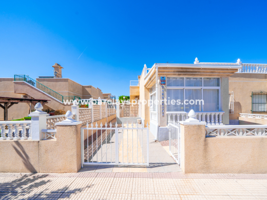 Semi-Detached · Resale · Urb. La Marina · Urb. La Marina