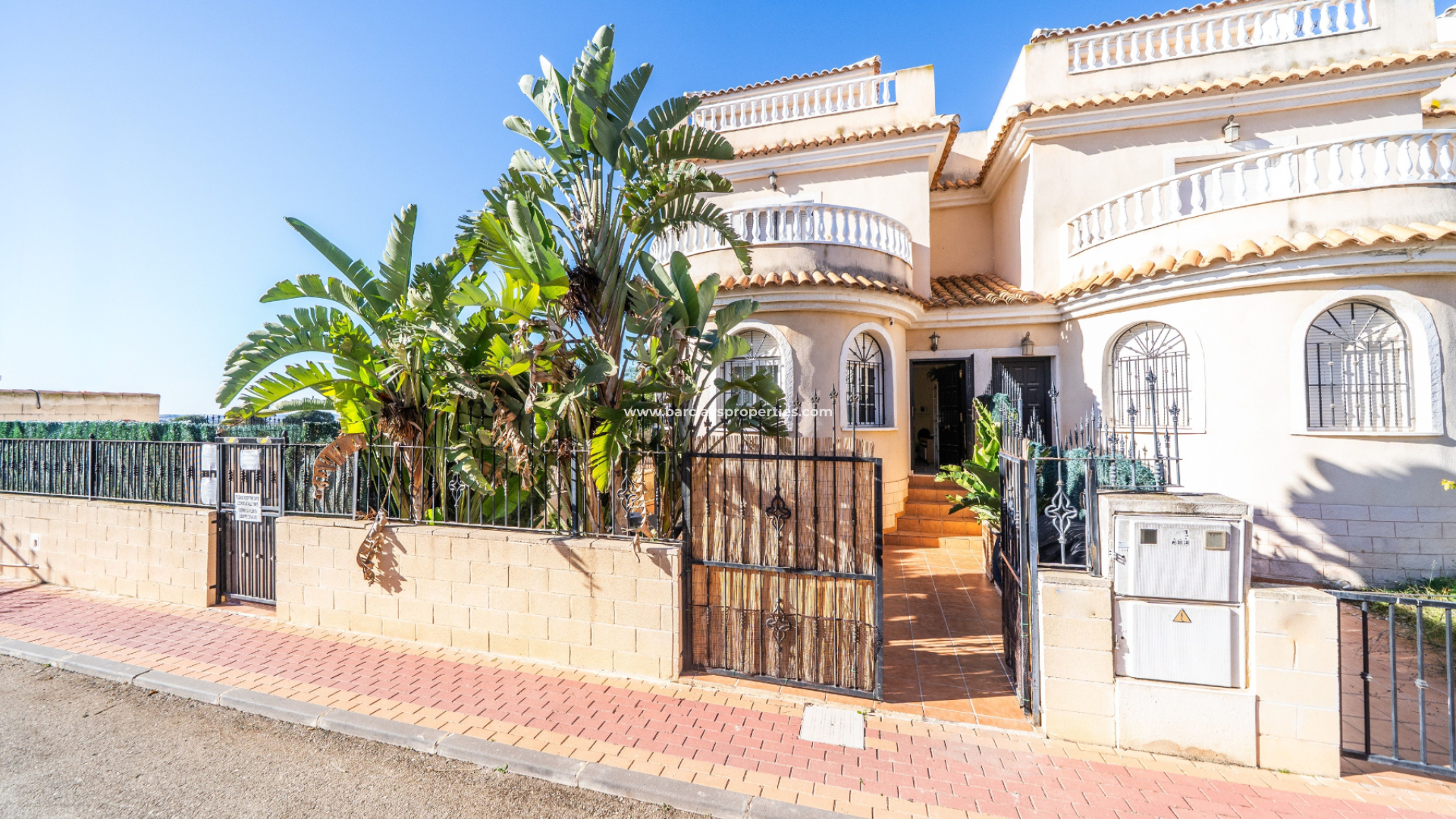  Semi individuelle - Revente - Urb. La Marina - 6099