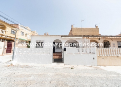 Terraced house for sale in Urb La Marina