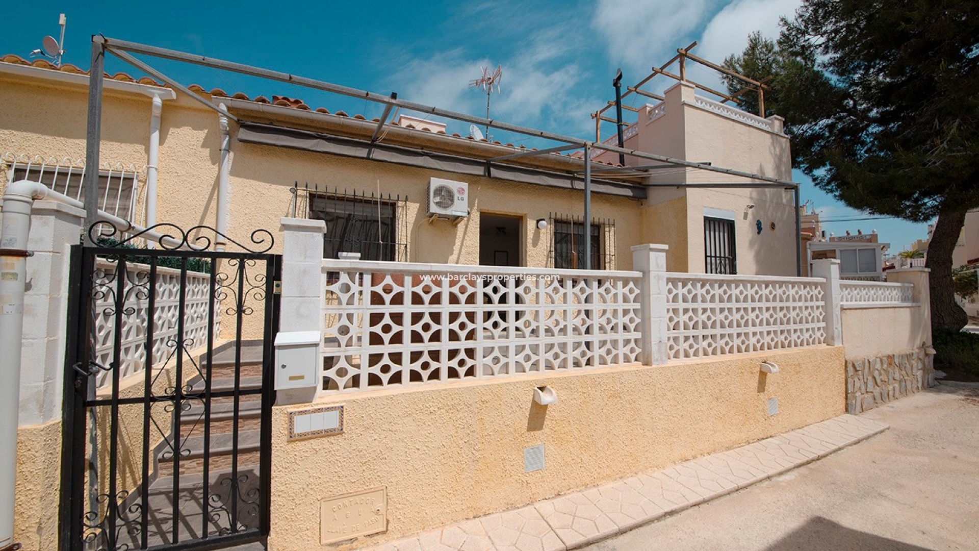 Terraced - Resale - Urb. La Marina - 4844