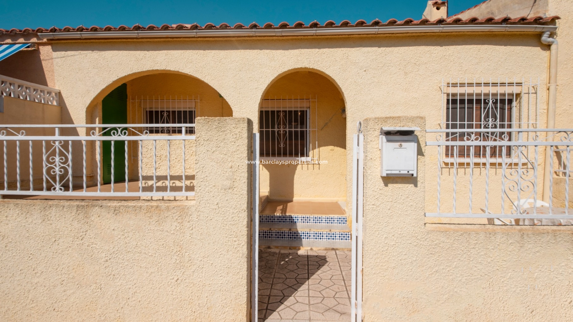Terraced - Resale - Urb. La Marina - 4907