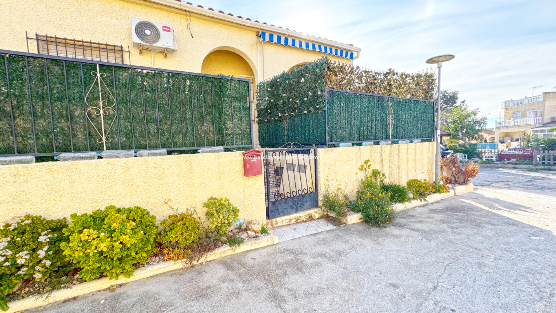 Terraced - Resale - Urb. La Marina - 6119