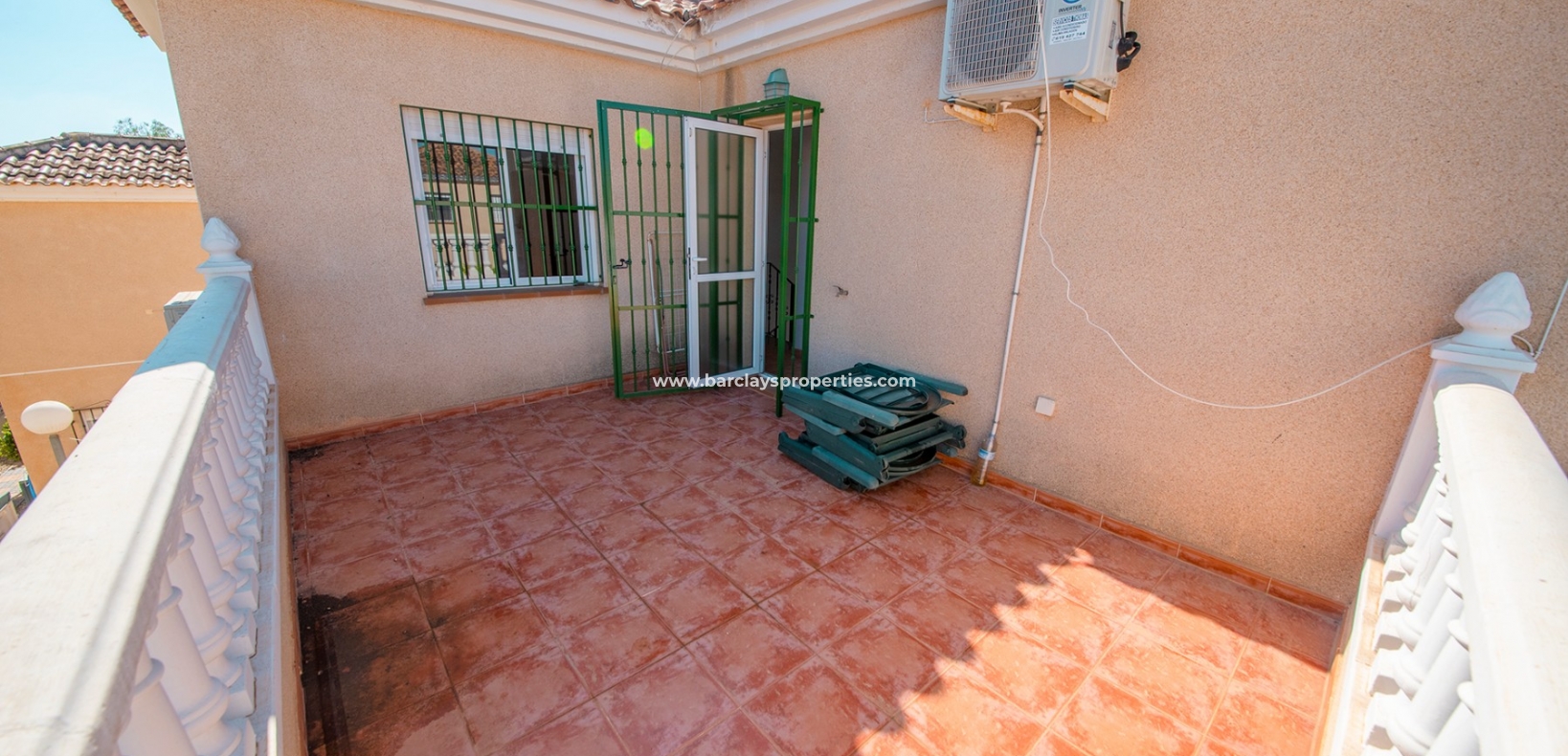 Terrasse ensoleillée - Maison jumelée à vendre à La Marina Espagne