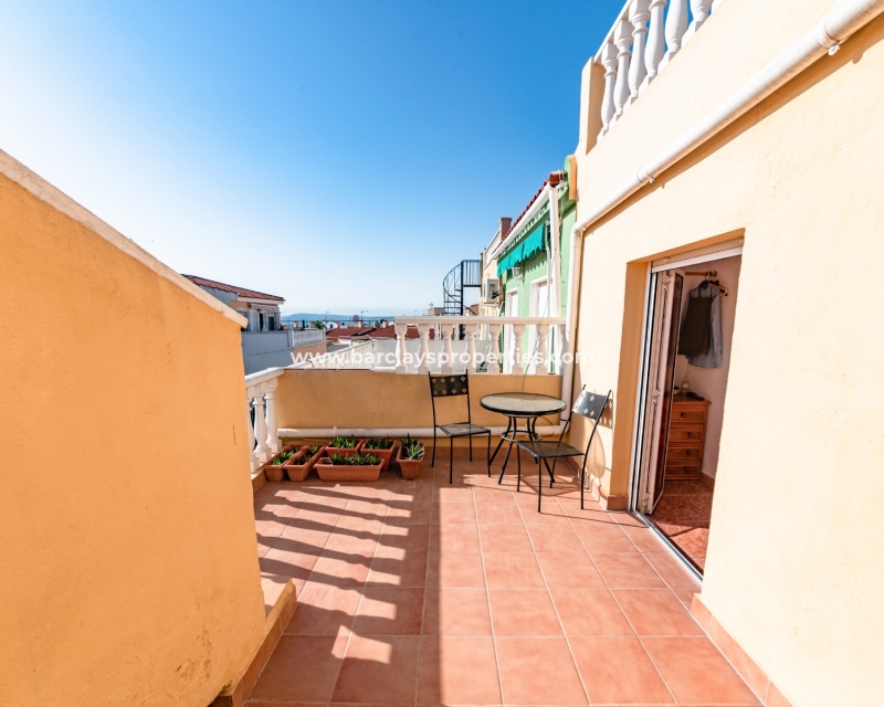 Terrasse - Immobilien zum Verkauf in La Marina Spanien mit Meerblick