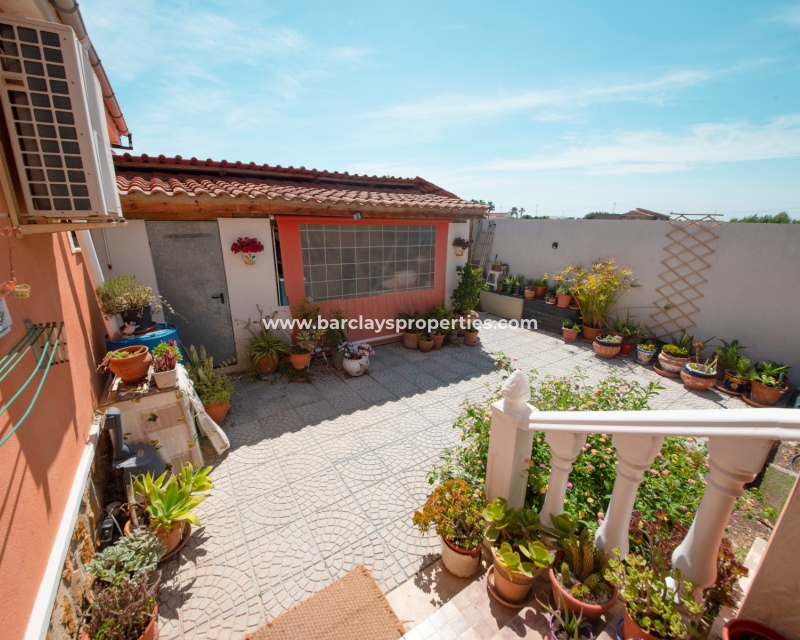 Terraza - Casa de campo en venta en Catral, España