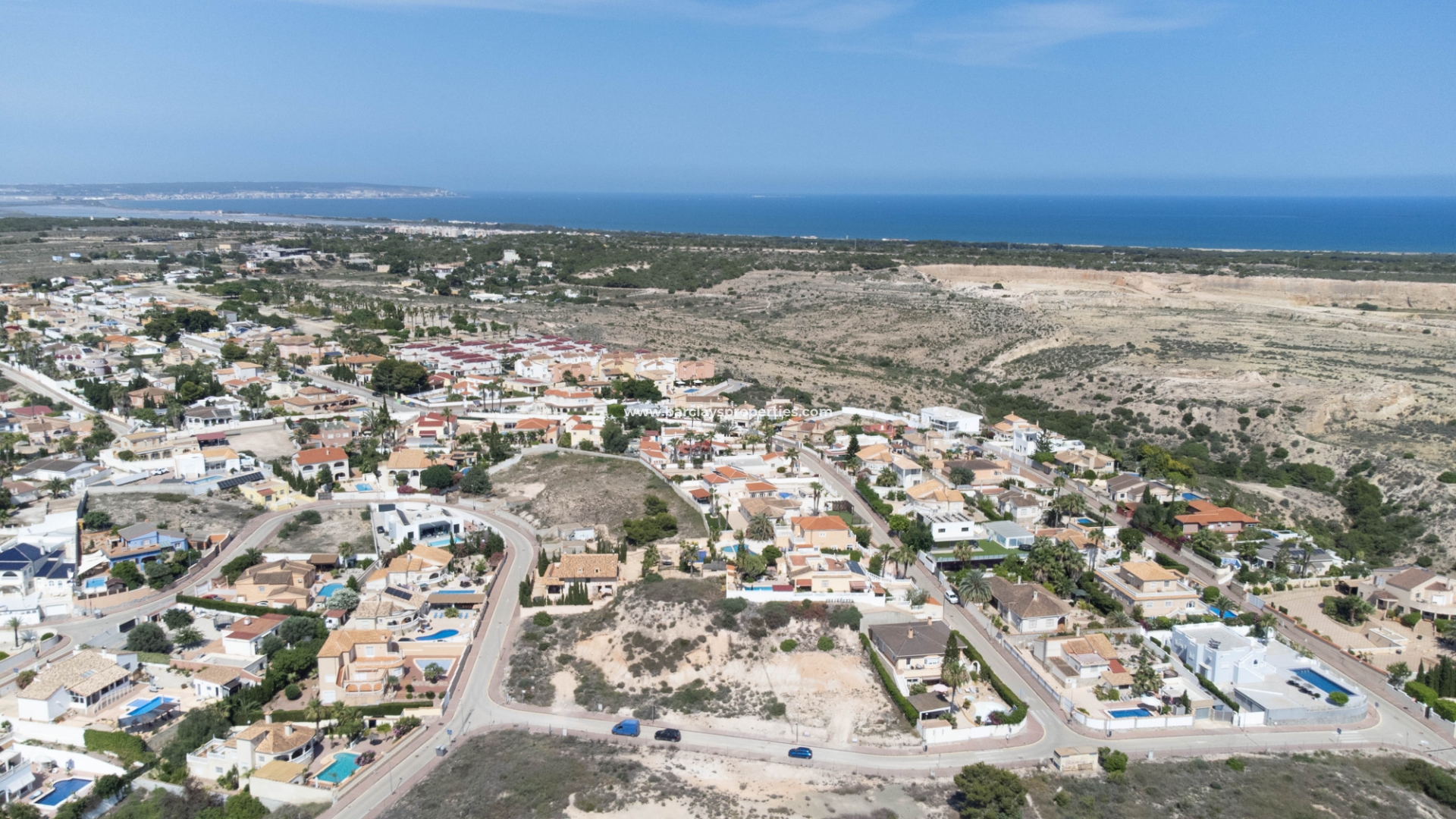 Terreno - Venta - Urb. La Escuera - 5442