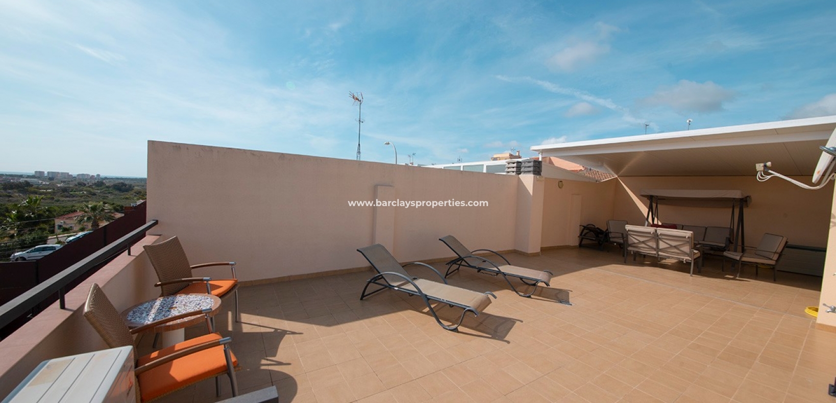 Town House Style Property for Sale in La Marina, Alicante Spain. - solarium