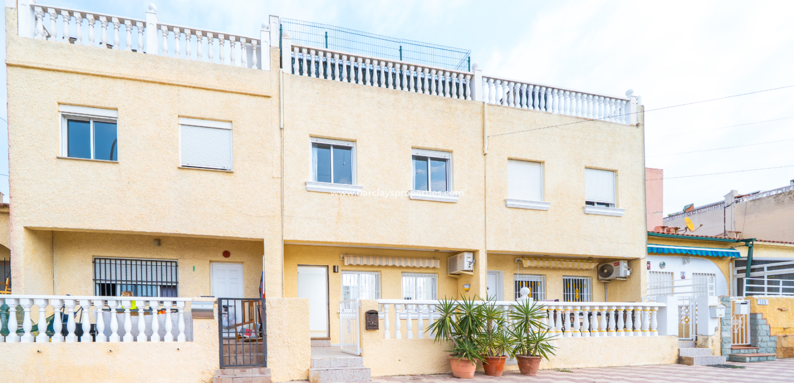 Tussenwoning te koop aan de Costa Blanca