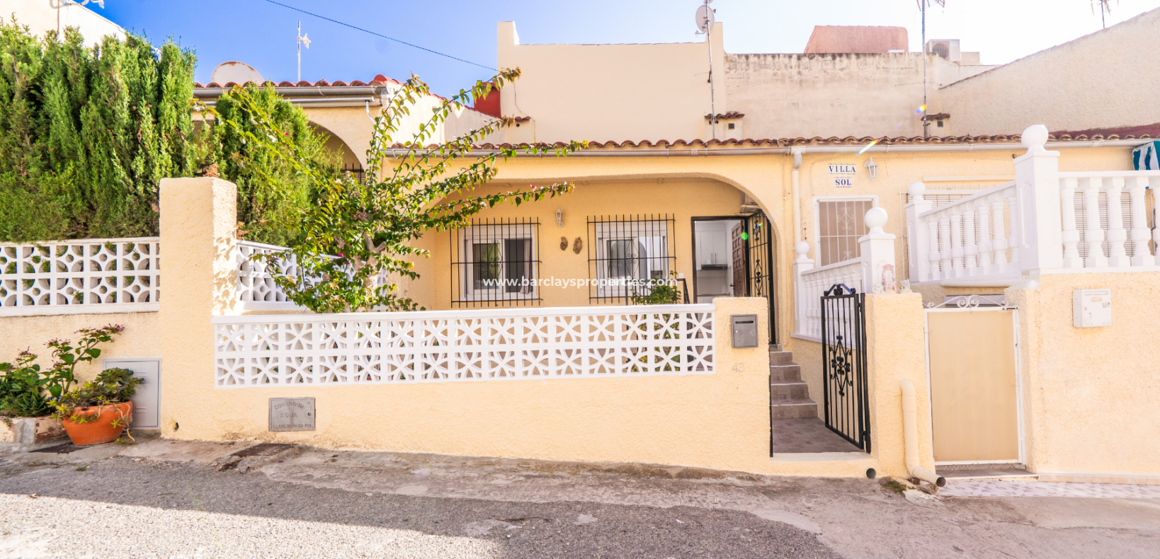 Tussenwoning te koop in La Marina