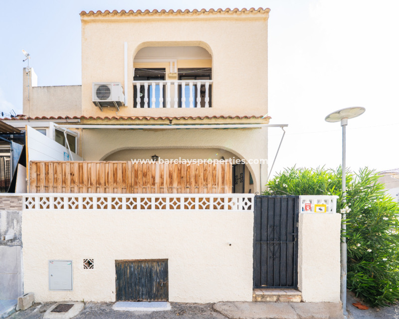 Venta - Adosado - Urb. La Marina