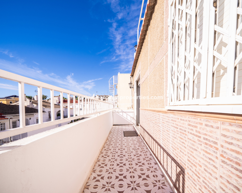 Venta - Adosado - Urb. La Marina