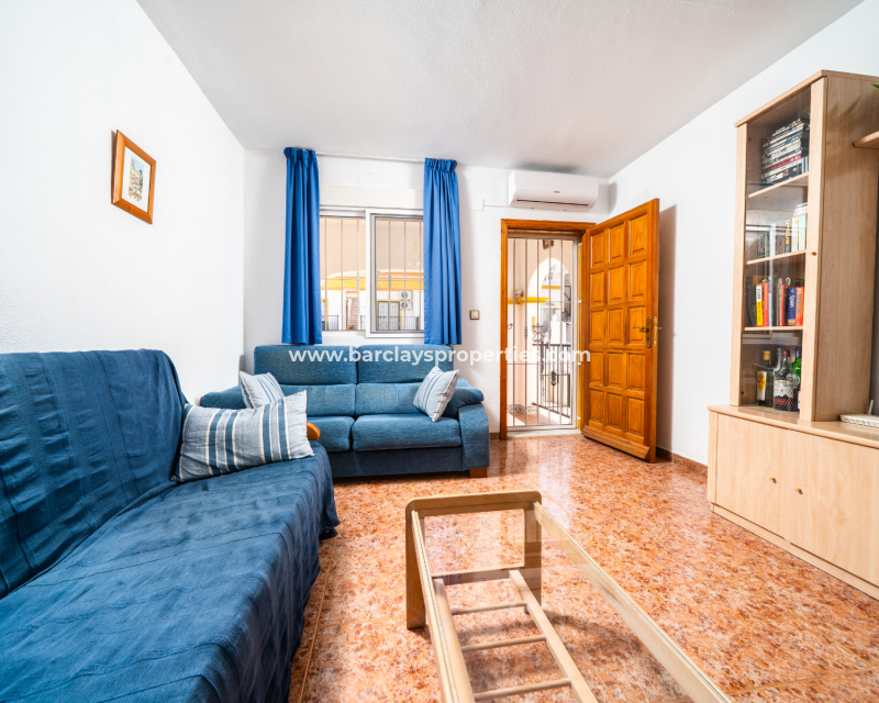 Venta - Apartmento - Urb. La Marina