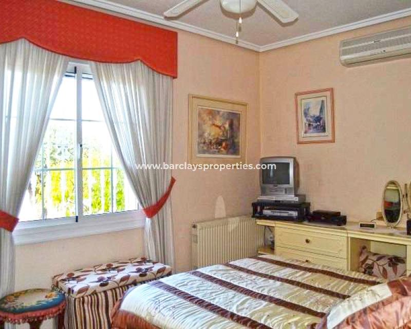 Venta - Chalet Independiente - Ciudad Quesada