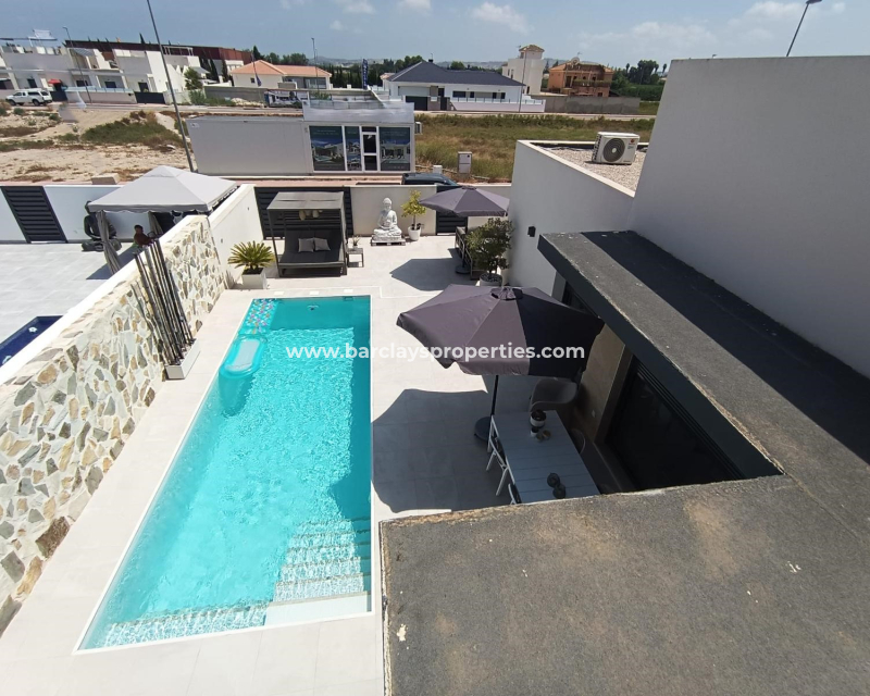 Venta - Chalet Independiente - Daya Nueva
