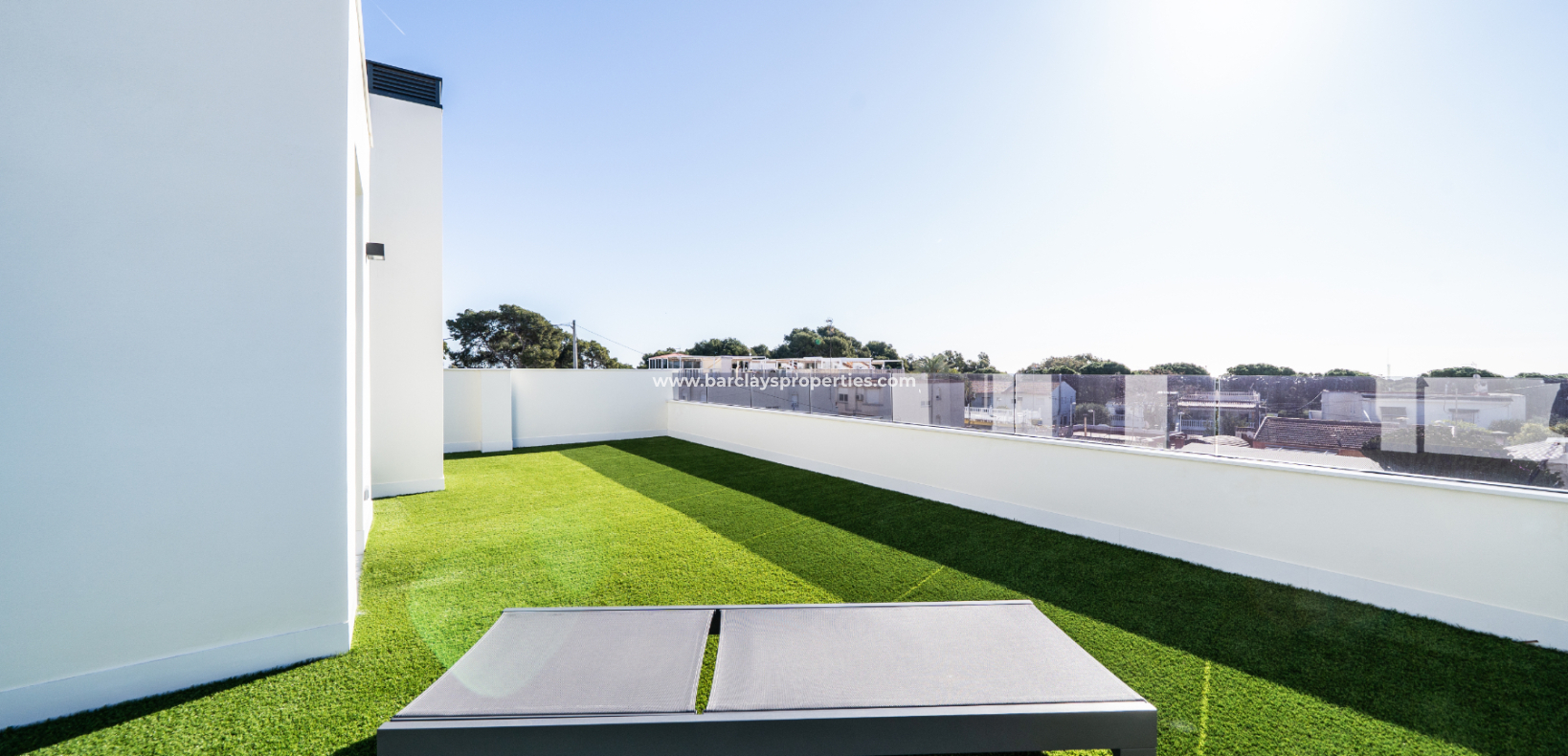 Venta - Chalet Independiente - Guardamar del Segura - Urb Costabella