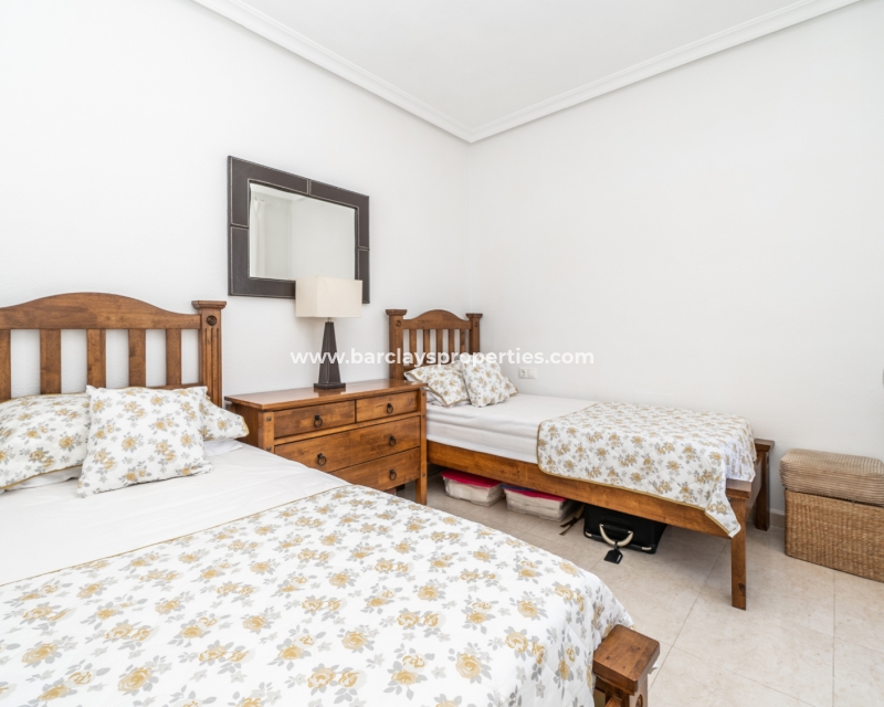 Venta - Chalet Independiente - Urb. El Oasis - La Marina