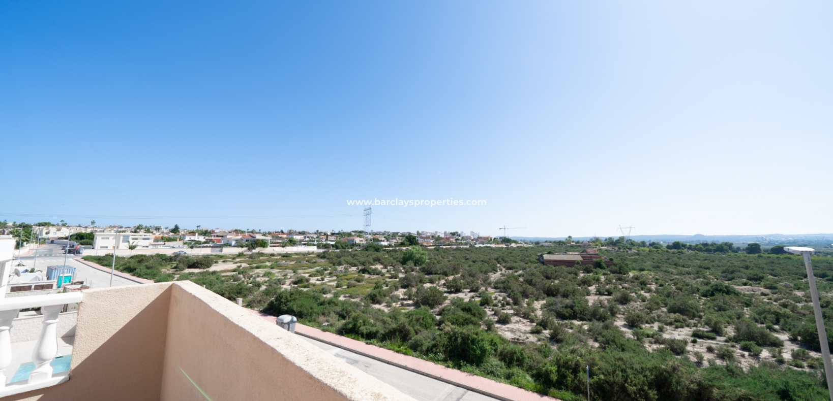 Venta - Chalet Independiente - Urb. El Oasis - La Marina