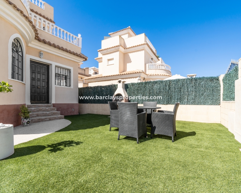 Venta - Chalet Independiente - Urb. El Oasis - La Marina