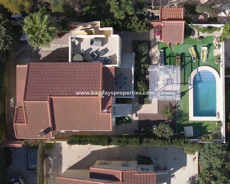 Venta - Chalet Independiente - Urb. La Marina