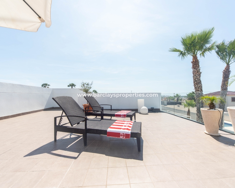 Venta - Chalet Independiente - Urb. La Marina