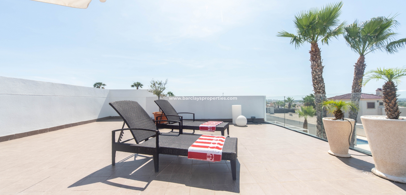 Venta - Chalet Independiente - Urb. La Marina