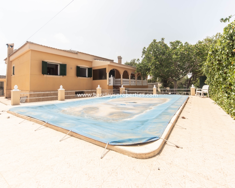 Venta - Chalet Independiente - Urb. La Marina