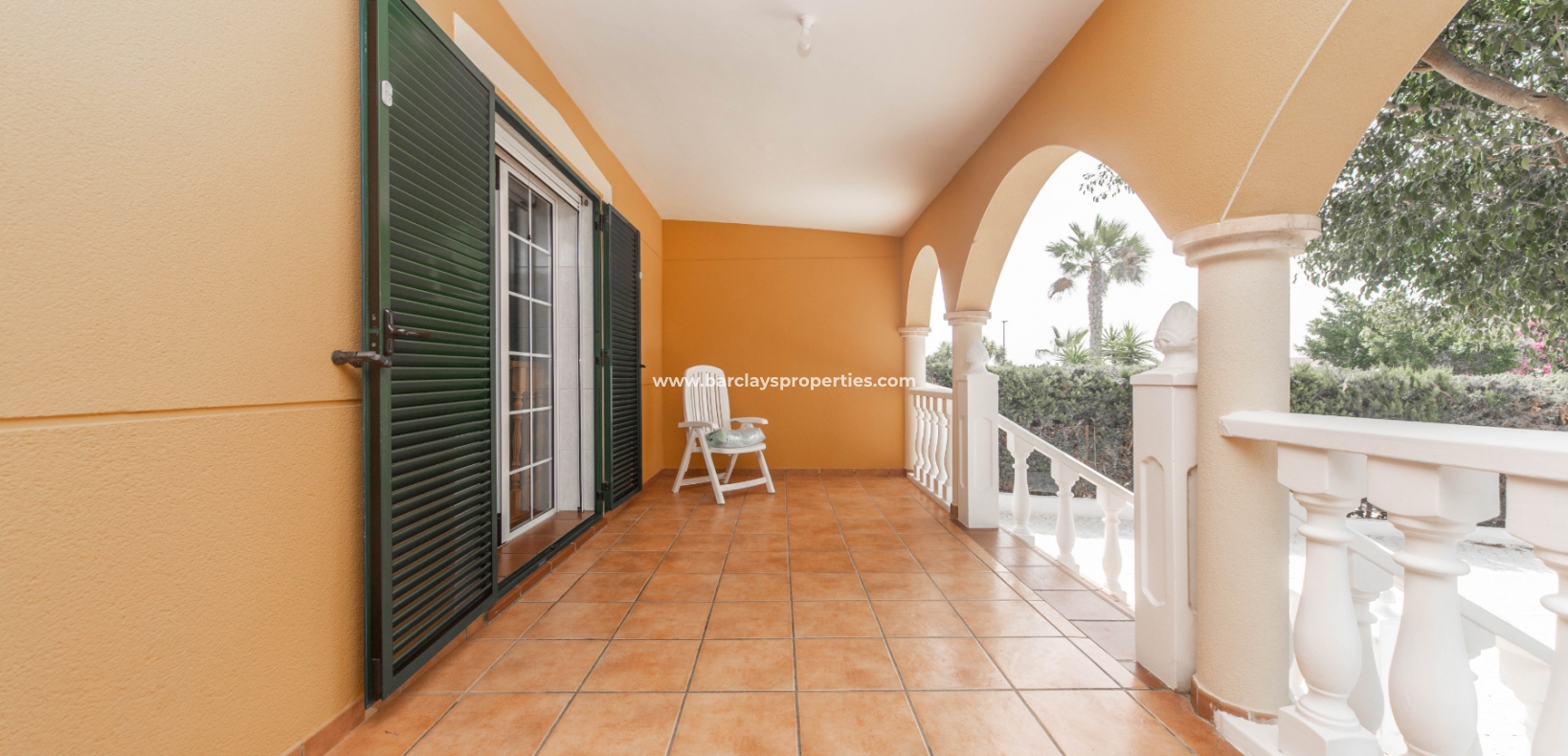 Venta - Chalet Independiente - Urb. La Marina