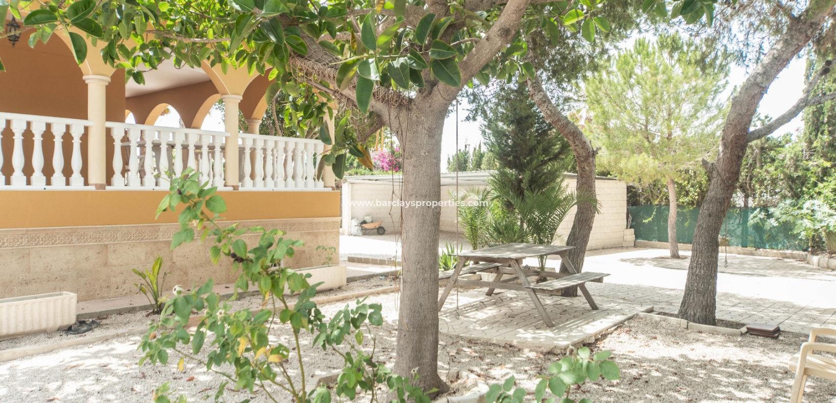 Venta - Chalet Independiente - Urb. La Marina