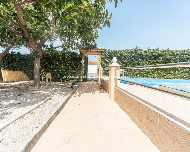 Venta - Chalet Independiente - Urb. La Marina