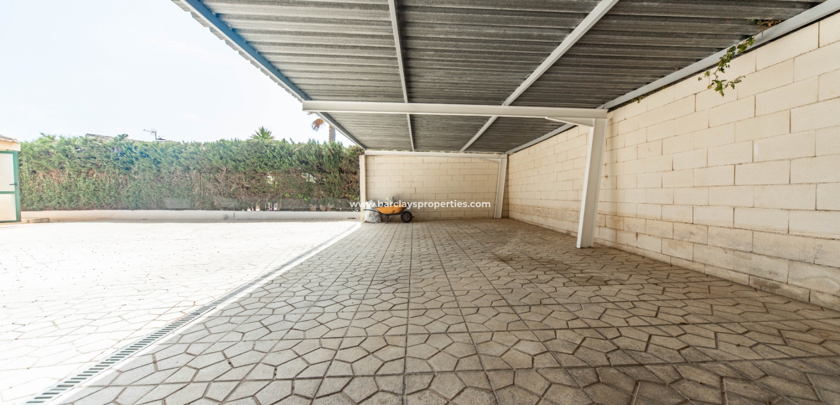 Venta - Chalet Independiente - Urb. La Marina