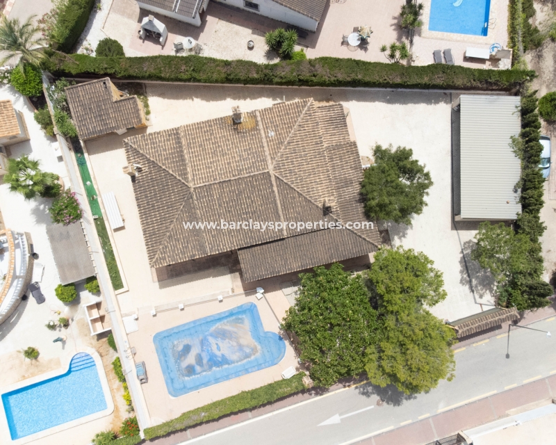 Venta - Chalet Independiente - Urb. La Marina