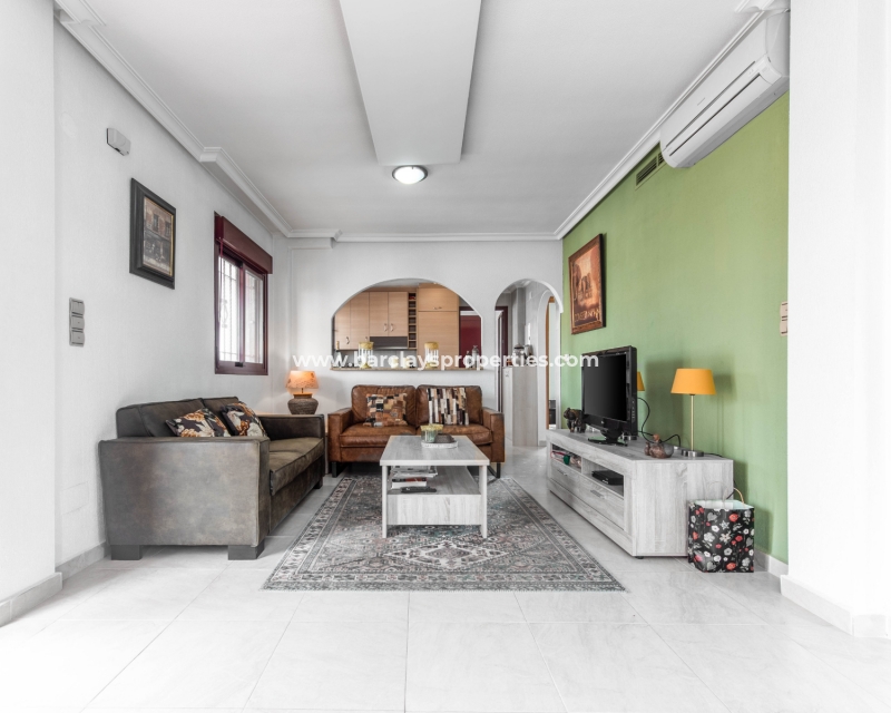 Venta - Chalet Independiente - Urb. La Marina