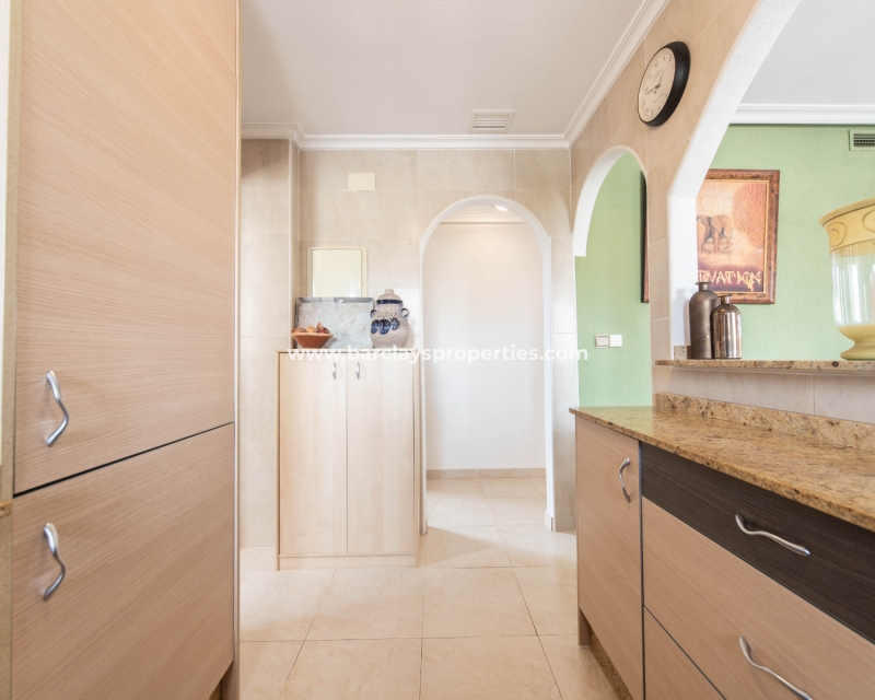 Venta - Chalet Independiente - Urb. La Marina