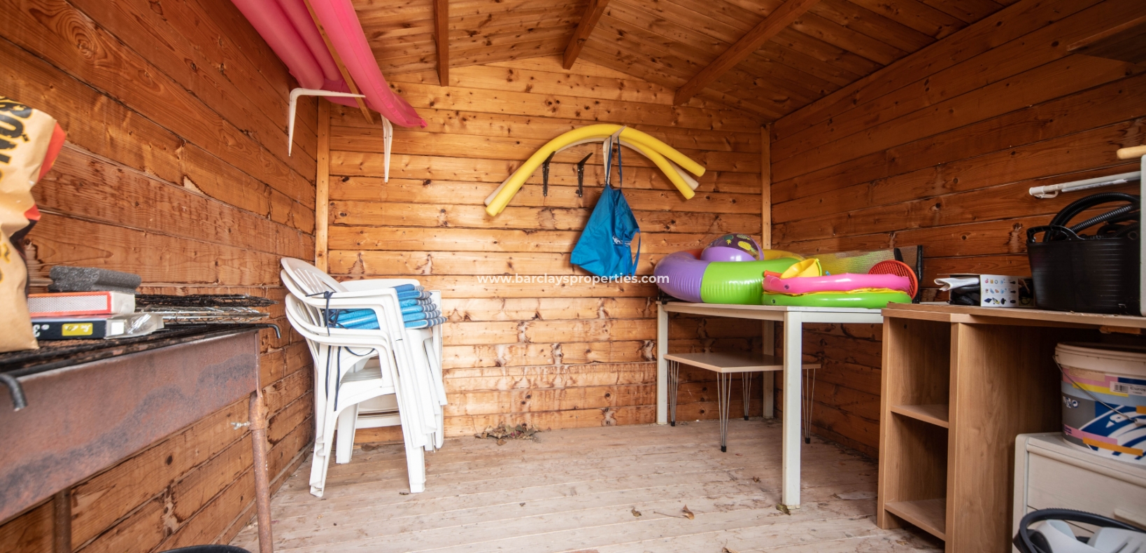 Venta - Chalet Independiente - Urb. La Marina