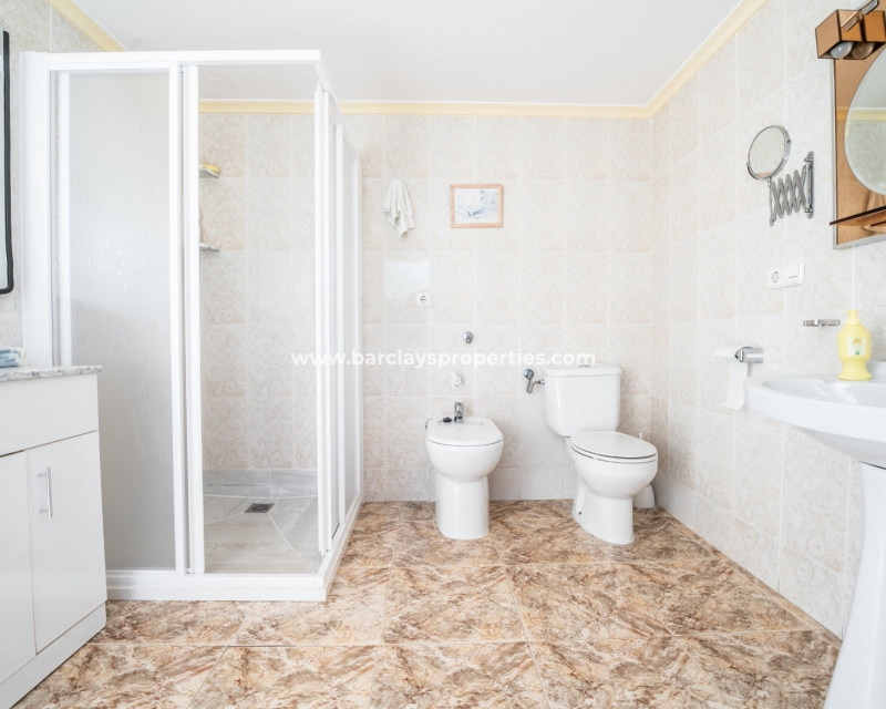 Venta - Chalet Independiente - Urb. La Marina