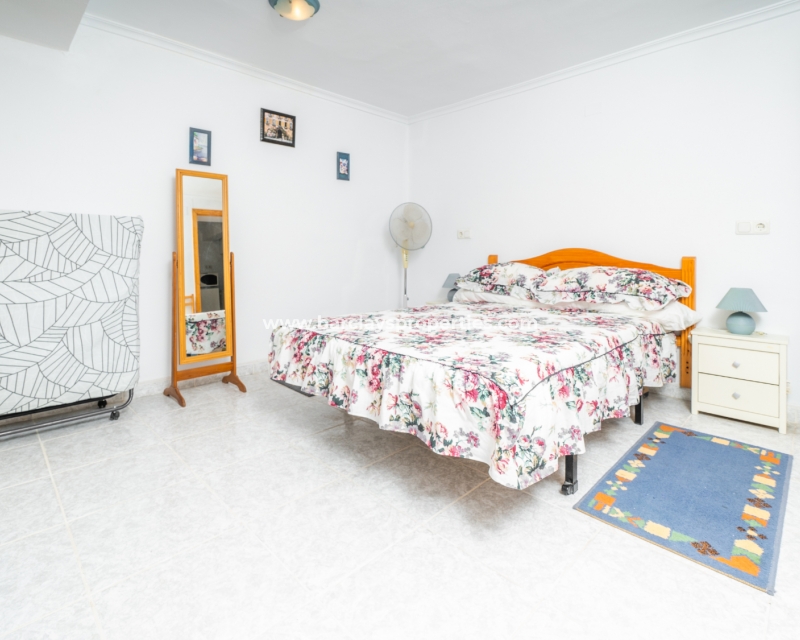 Venta - Chalet Independiente - Urb. La Marina