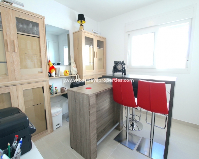 Venta - Chalet Independiente - Urb. La Marina