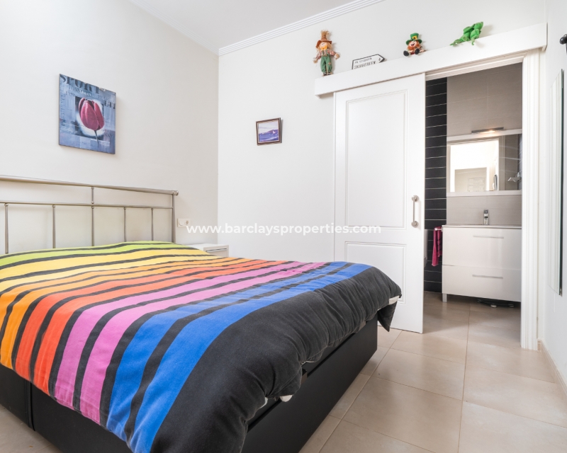 Venta - Chalet Independiente - Urb. La Marina