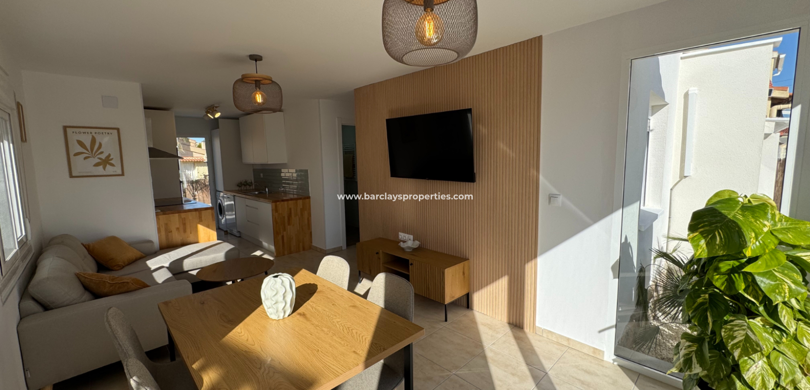 Venta - Chalet Independiente - Urb. La Marina