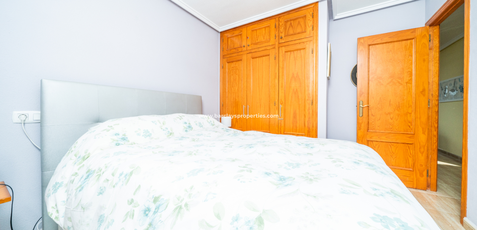 Venta - Chalet Independiente - Urb. La Marina