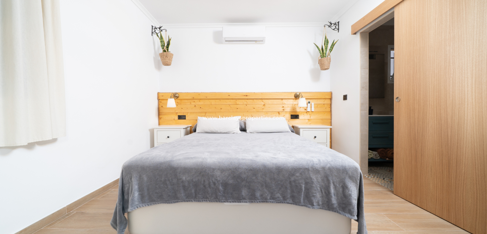 Venta - Chalet Independiente - Urb. La Marina