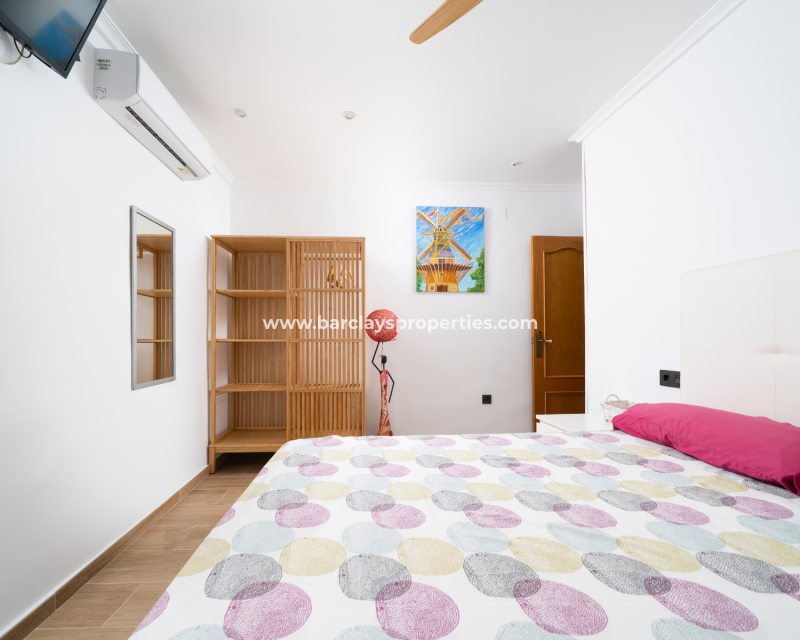 Venta - Chalet Independiente - Urb. La Marina