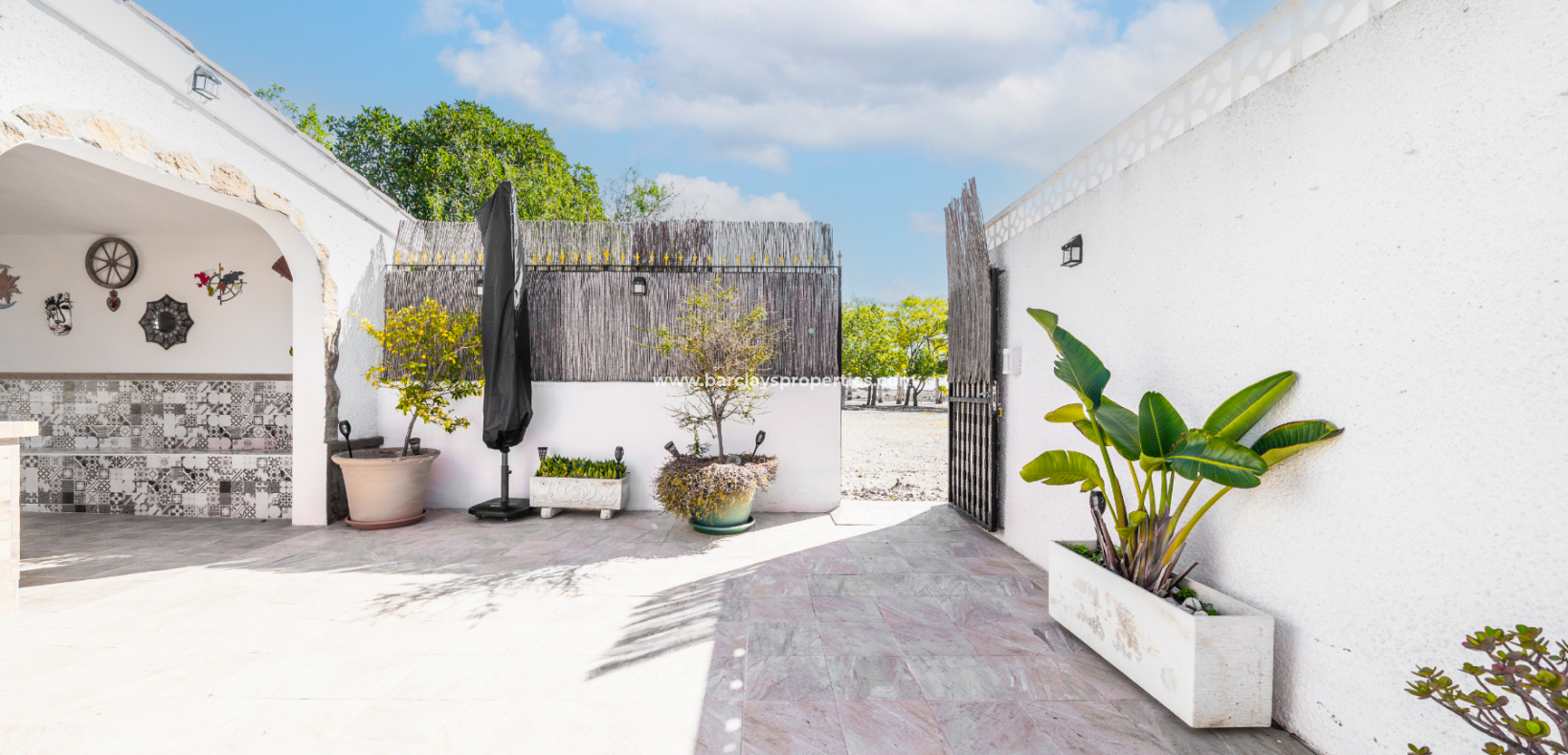 Venta - Chalet Independiente - Urb. La Marina