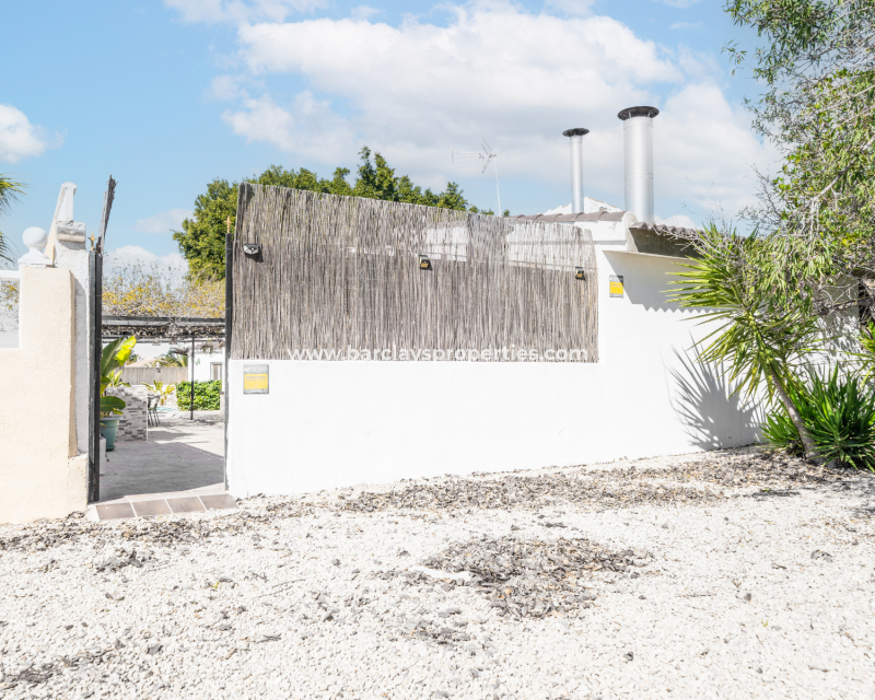 Venta - Chalet Independiente - Urb. La Marina